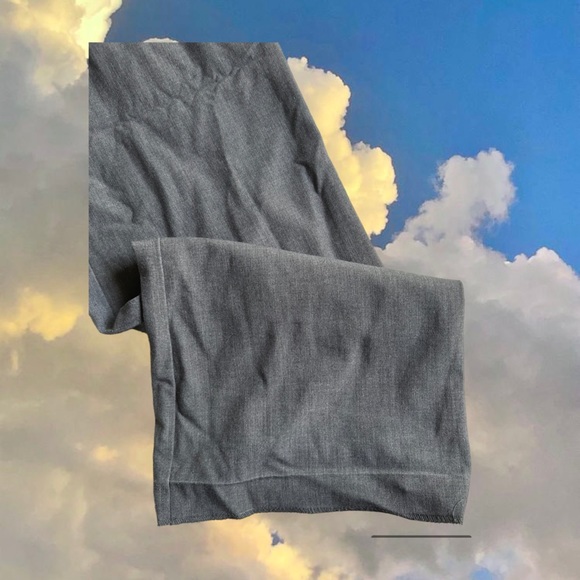 Women’s New York & Company Gray/Grey Pants: Size 10 Petite - Picture 2 of 4